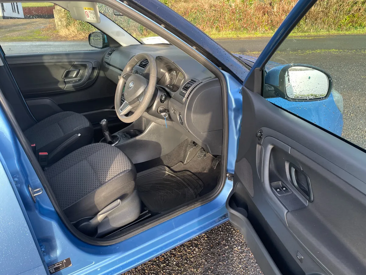 Skoda Fabia 2015 1.2 Petrol nct 8/26 low miles - Image 4