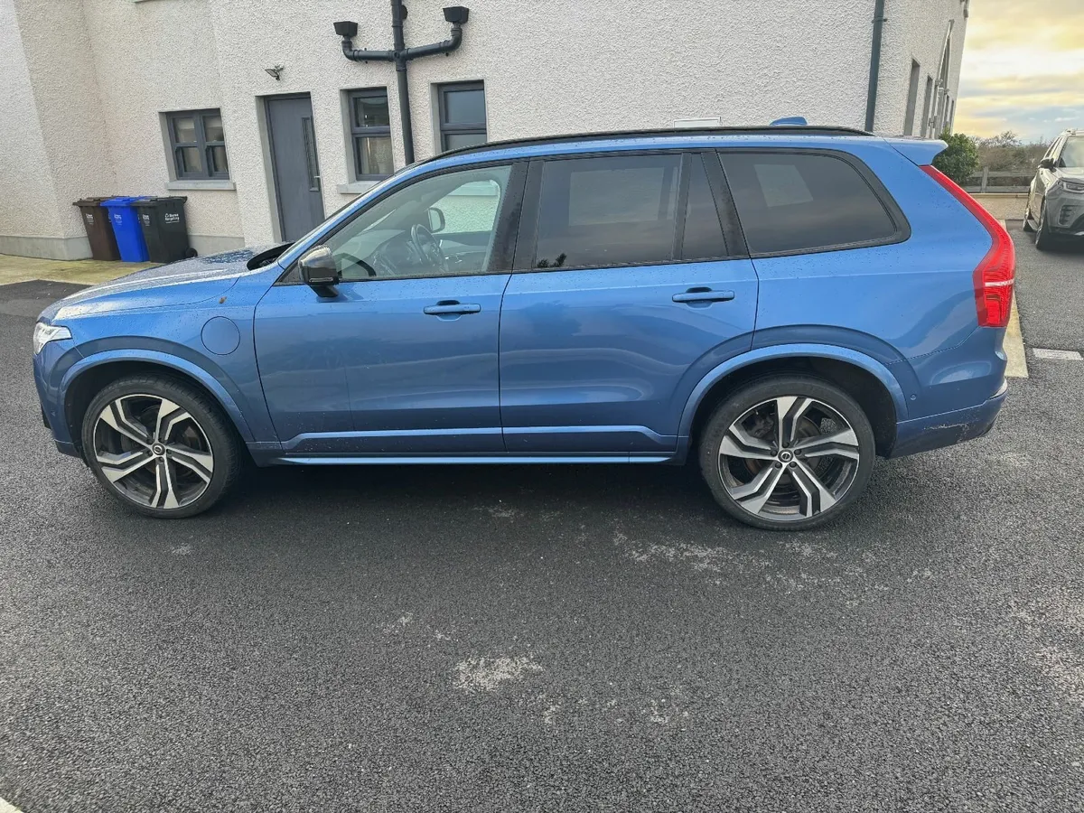 Volvo XC90 2019 - Image 3