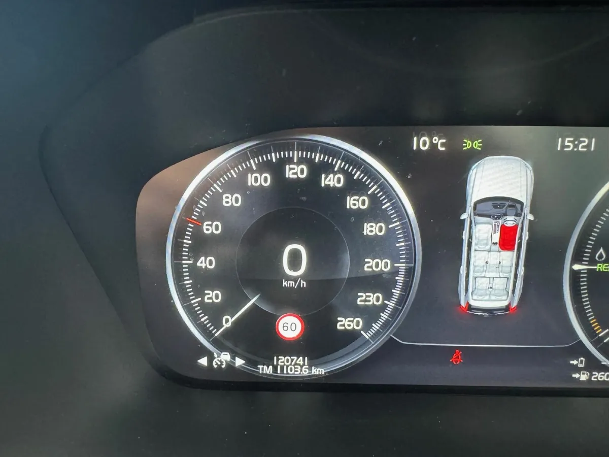 Volvo XC90 2019 - Image 4