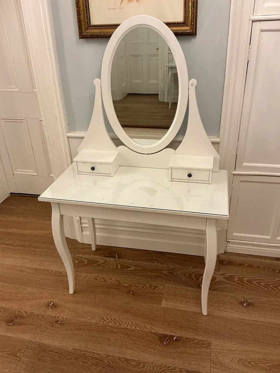 Dressing Table - Image 1