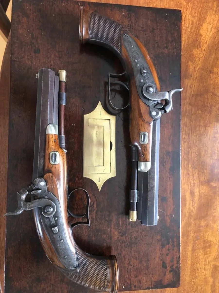 Casef pair od percussion pistols - Image 2