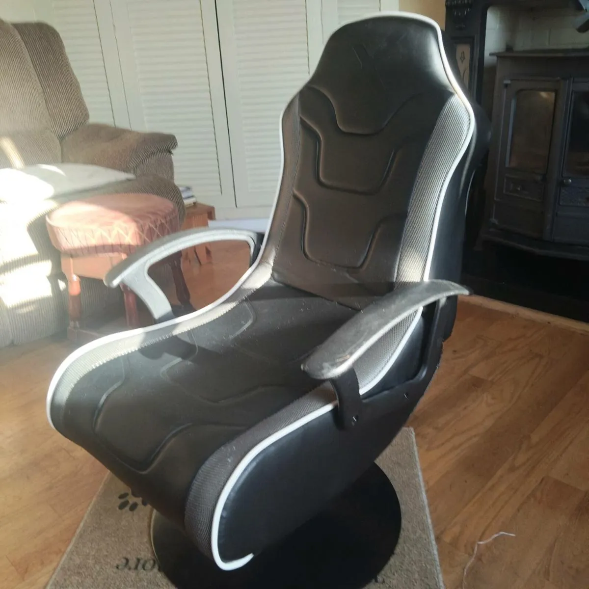 Gaming Chair- NEW - Image 1