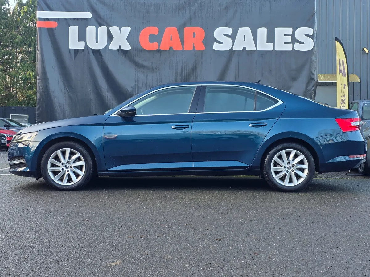 2022 Skoda Superb 2.0 TDI AMBITION - Image 3