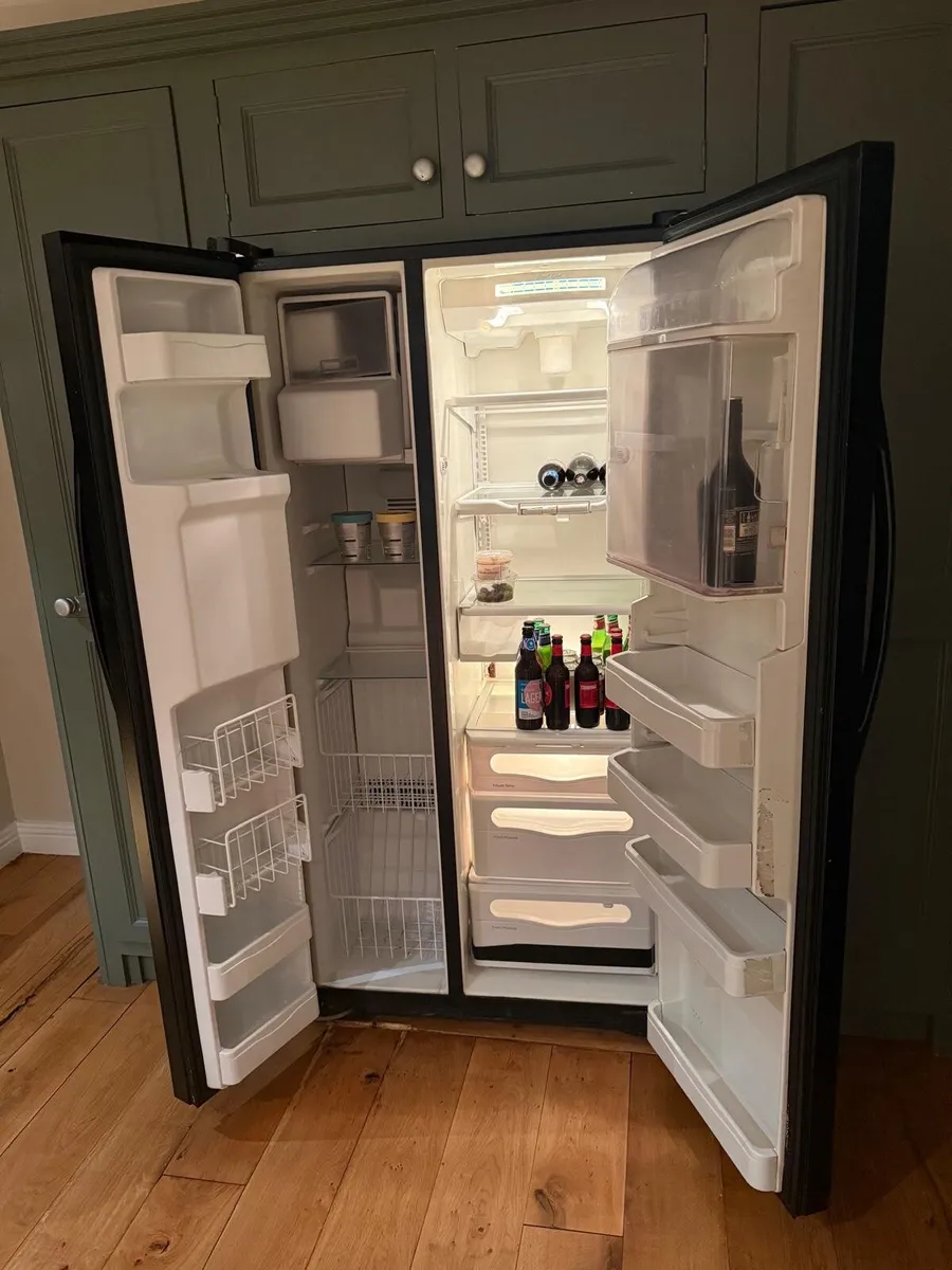 Fridge - Image 2