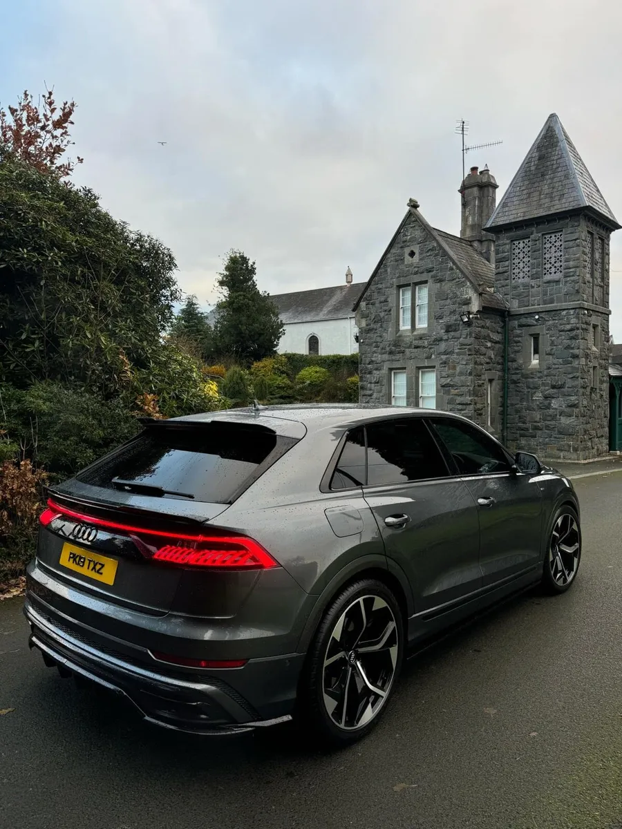 Audi Q8 3.0 50 TDI Sline          £28950 - Image 3