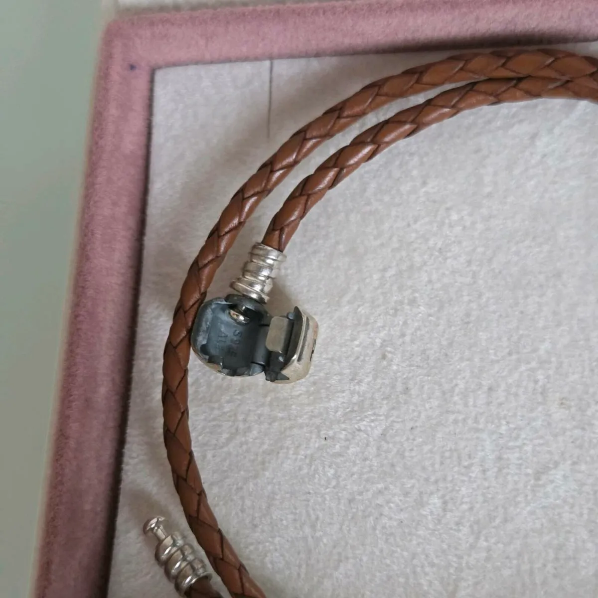 Pandora brown leather bracelet/necklace brand new - Image 4