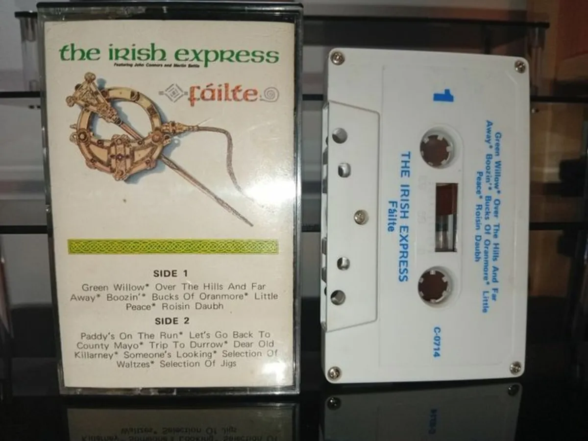 The Irish Express cassette Connors / Battle signed - Image 1