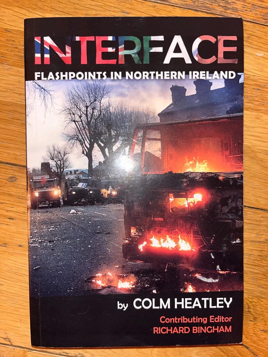 The troubles 3 books - Image 3