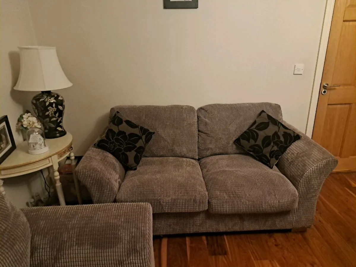 Set of 3 Sofas. - Image 3