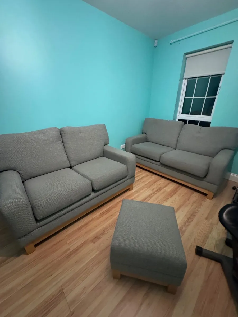 Couch set - Image 1