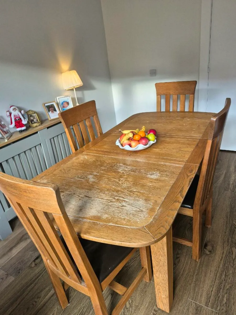 tables and chairs - Image 3