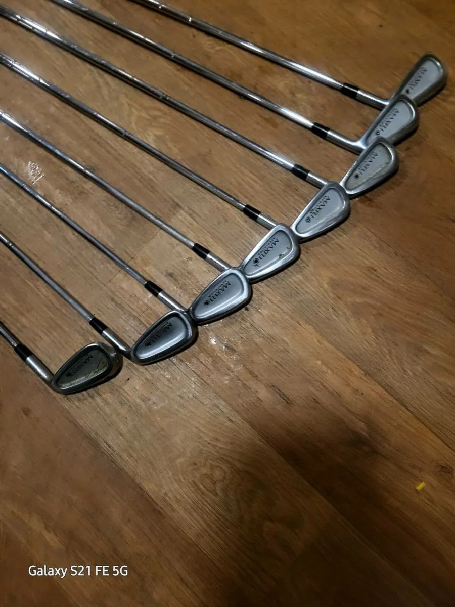Golf irons - Image 2