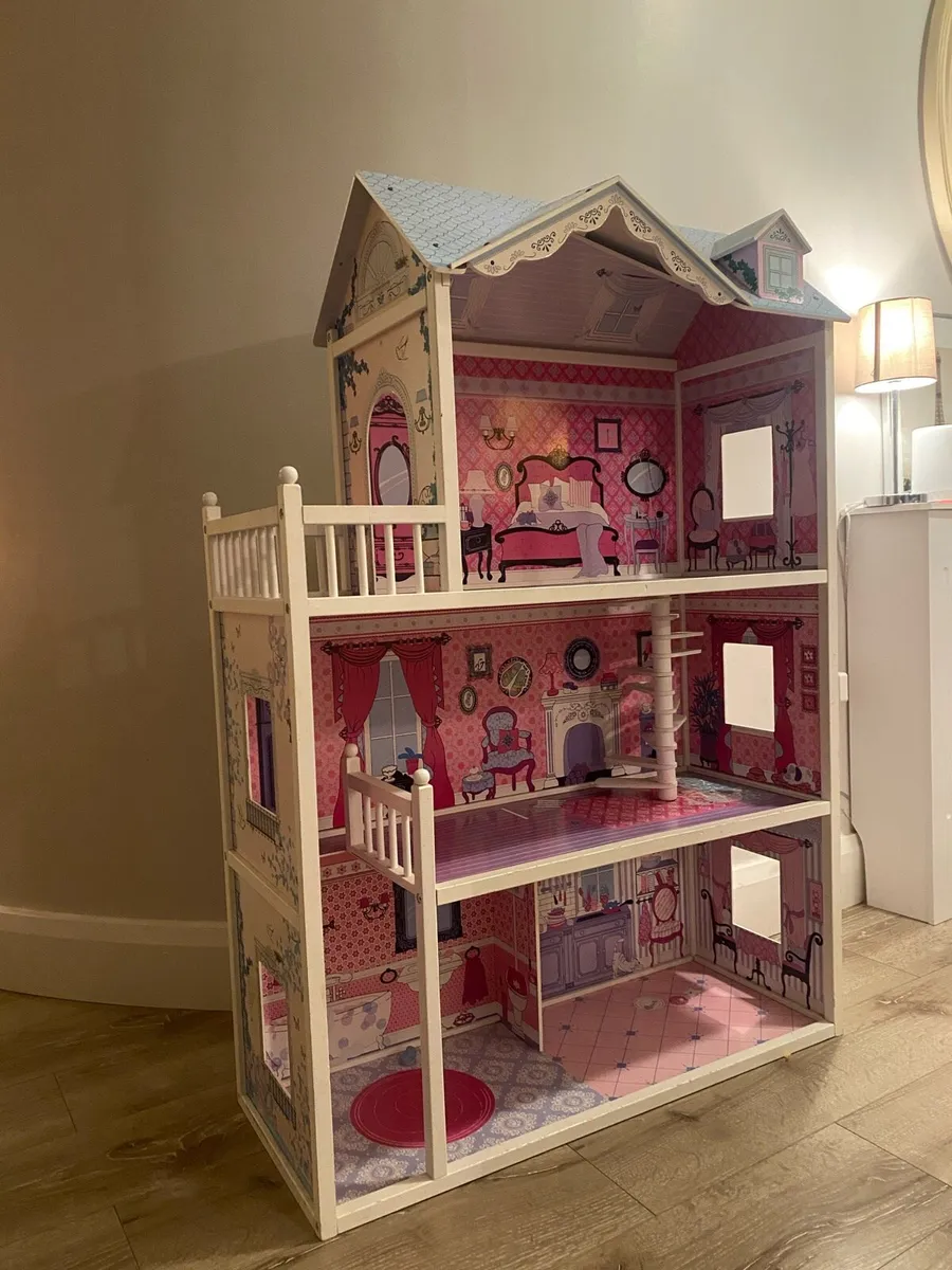Dolls House - Image 1