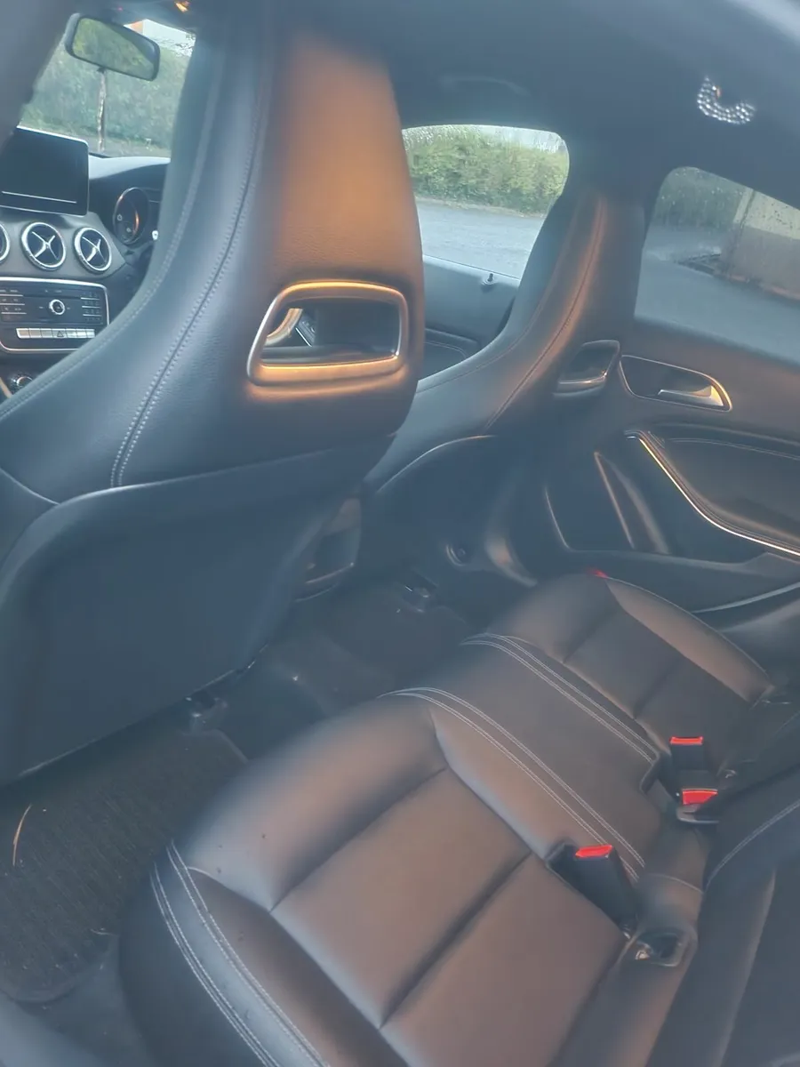 Mercedes-Benz CLA 171 - Image 2