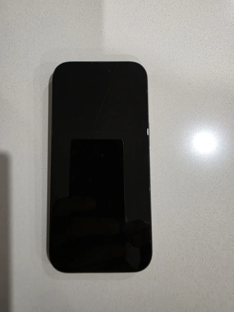 iPhone 16 pro 128GB black Like new condition - Image 2