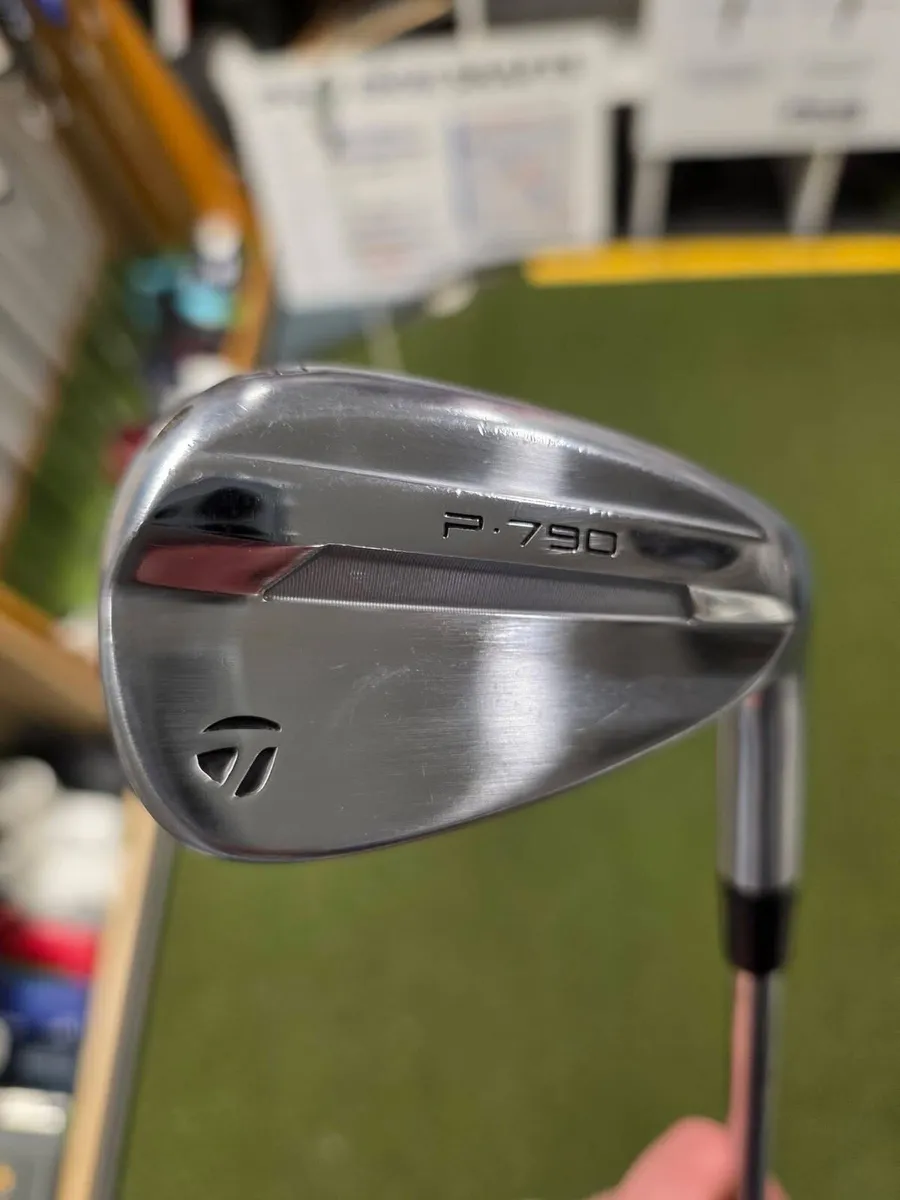 Taylormade P-790 2025 Forged Gap Wedge - Image 1