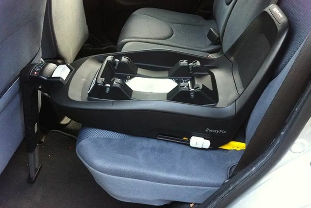 Maxi cosi Isofix 2wayfix base - Pebble plus
