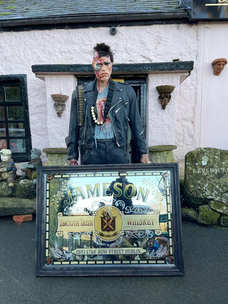 Jamerson mirror 🪞 🎄🎄 - Image 4