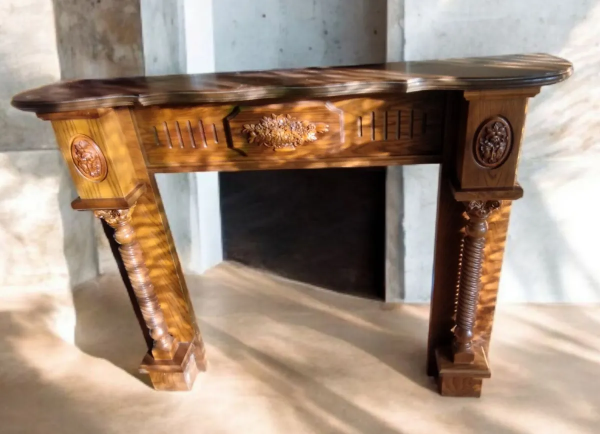 FIREPLACE SURROUND - Image 2