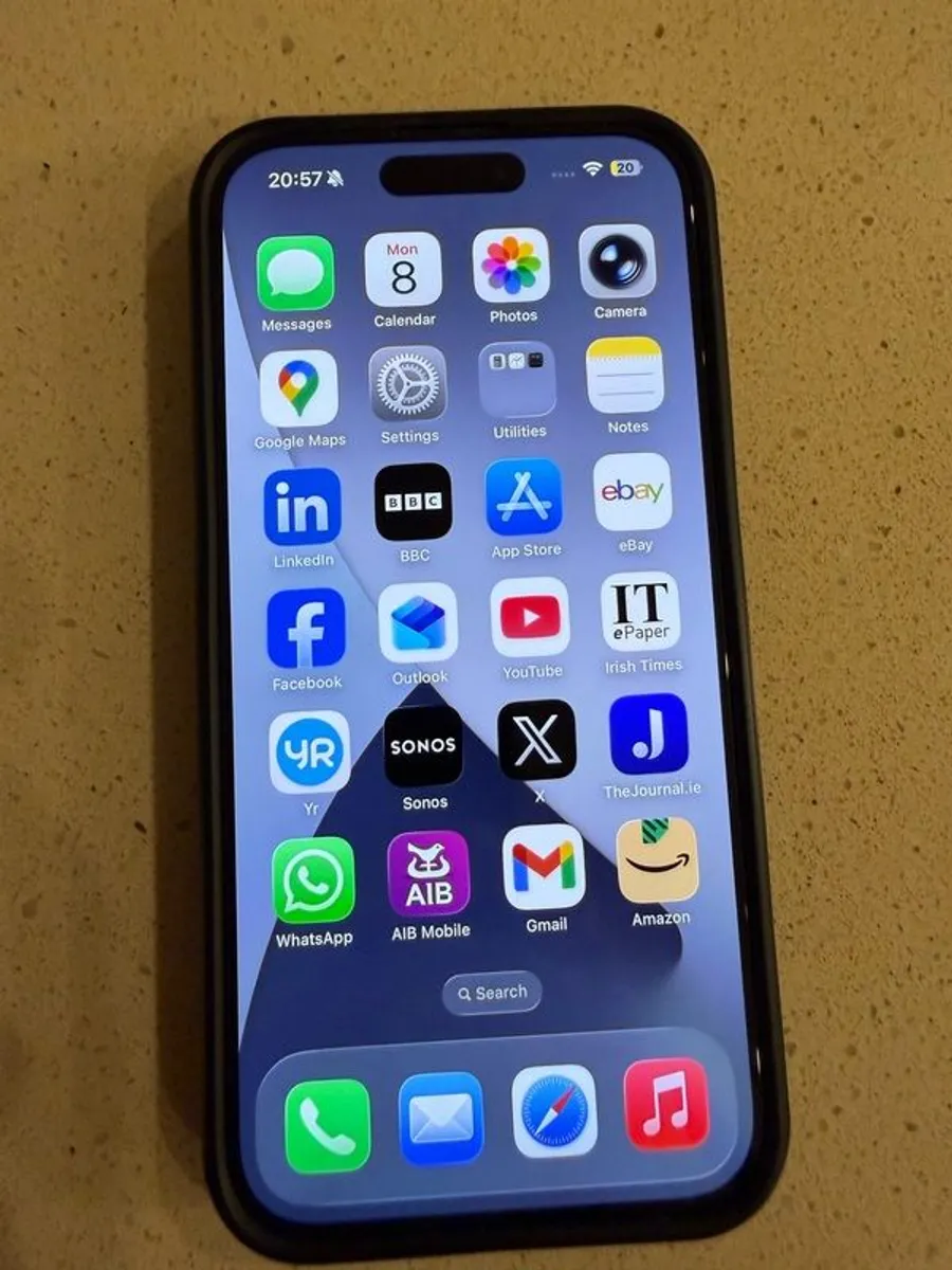 Excellent iPhone 15 Pro (1Tb!) - Image 1