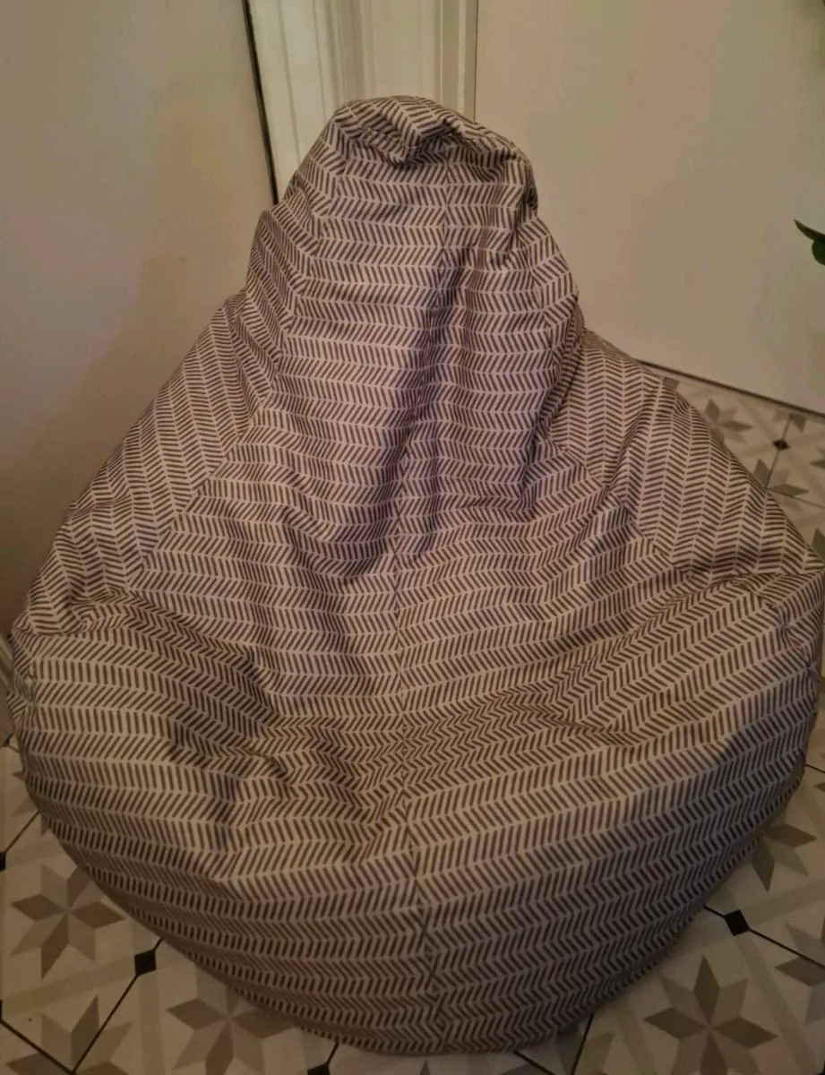 Bean bags - Image 1