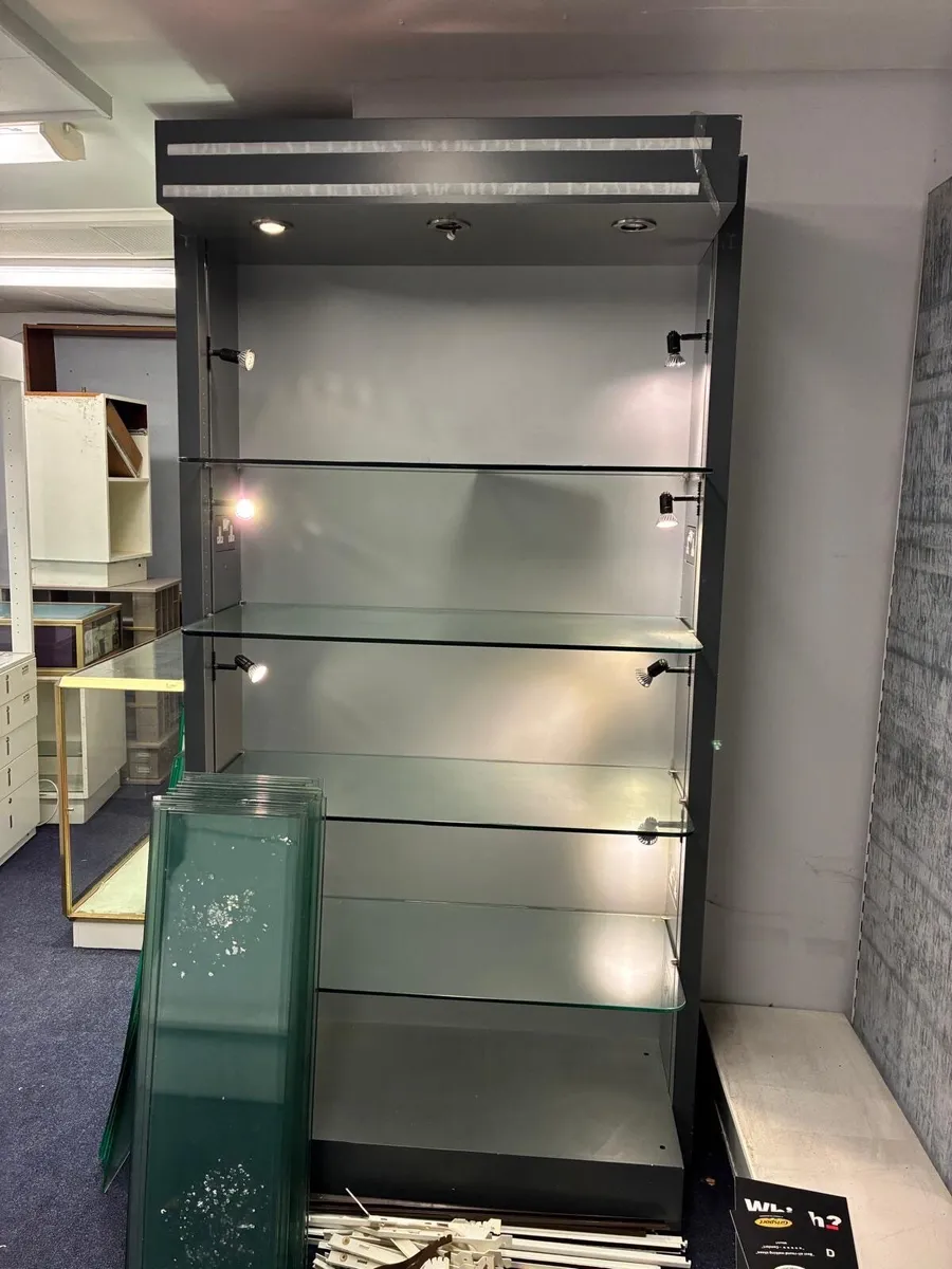 Shelving and display - Image 1