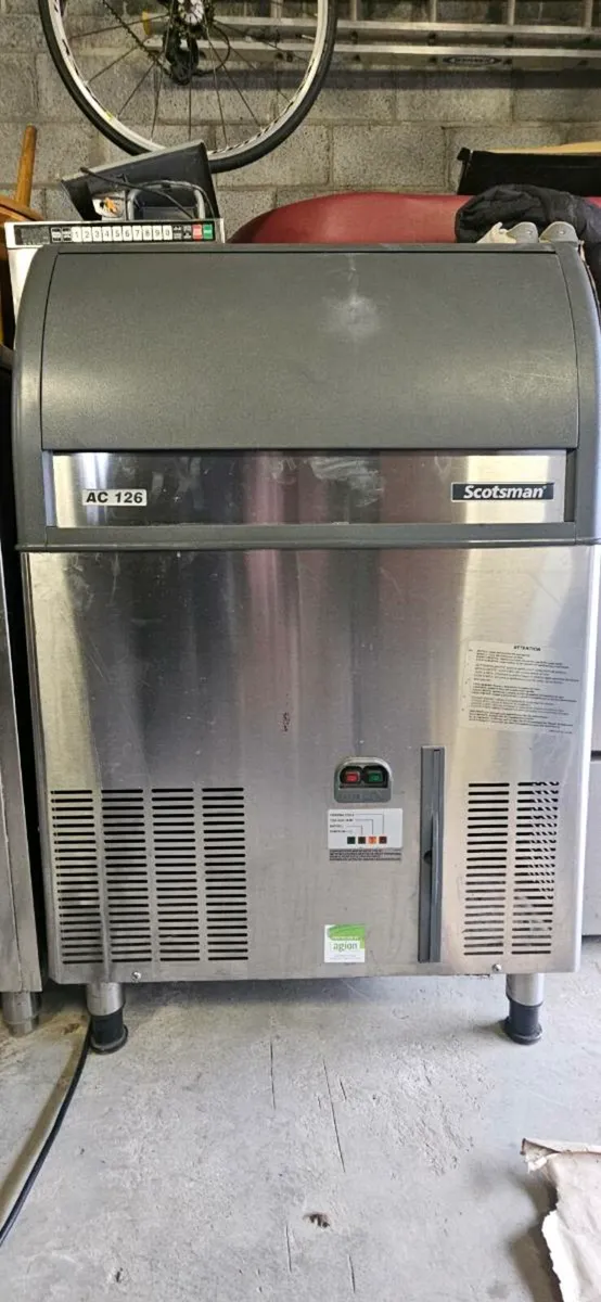 Ice machine