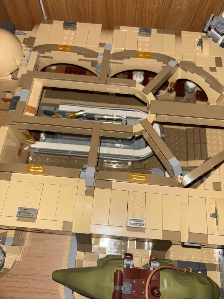 Lego Mos Eisley Cantina - Image 4