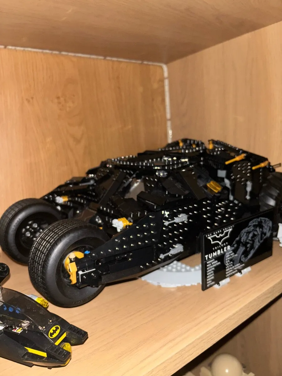 Lego Batman Tumbler - Image 1