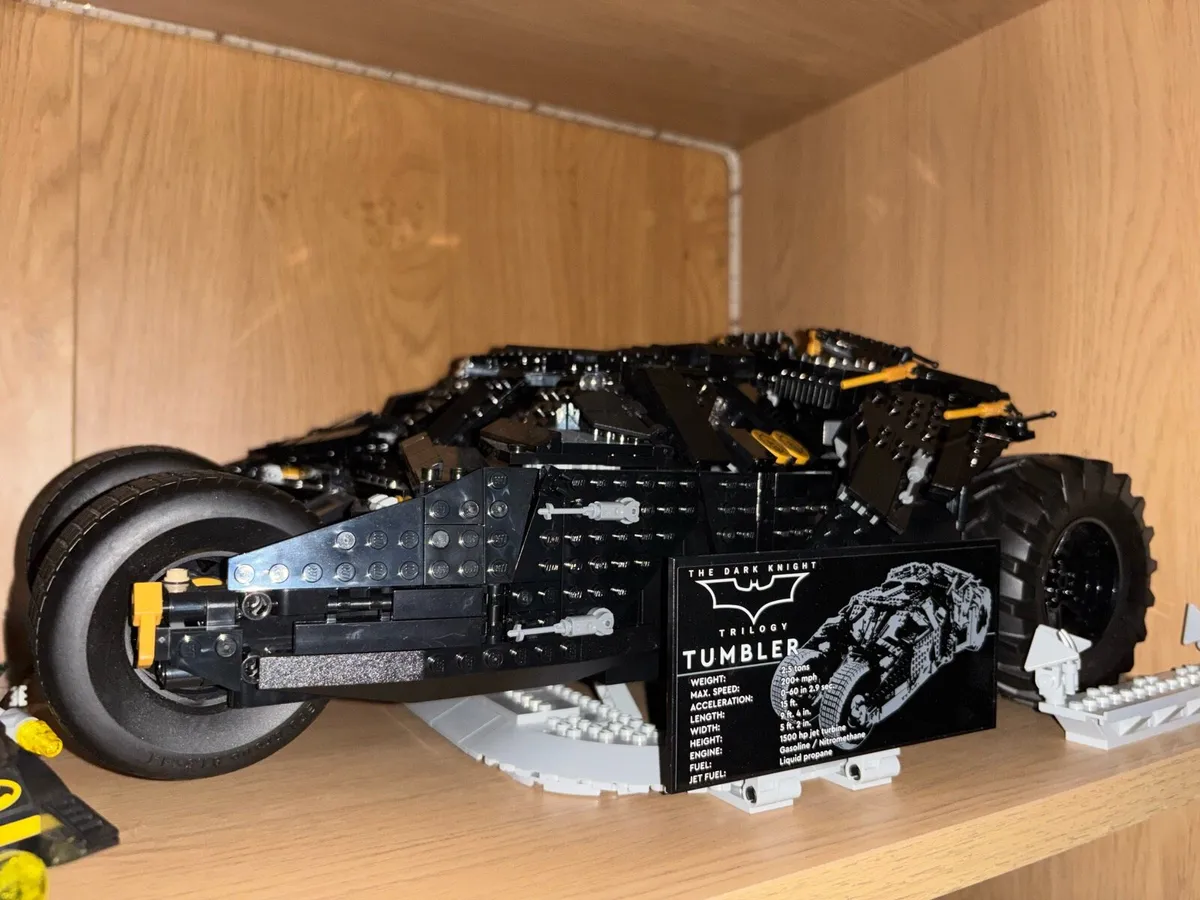 Lego Batman Tumbler - Image 4