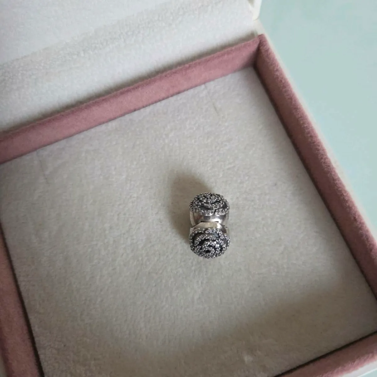 Pandora charm clip rose sparkly - Image 4