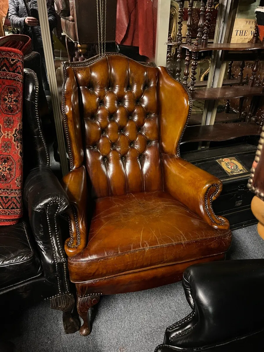 Beautiful chesterfield wing chair - Image 1