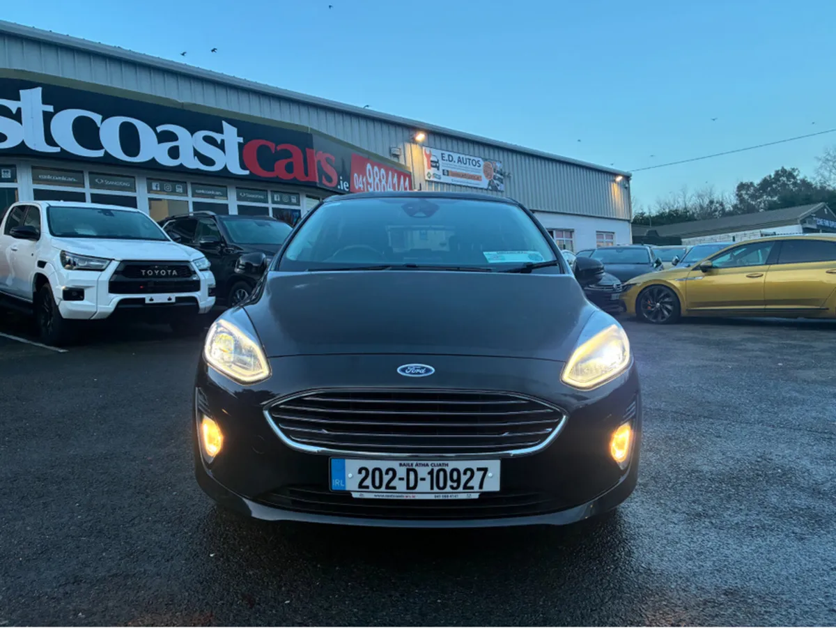Ford Fiesta ( 202 ) TITANIUM 1.0 HI SPEC PARKING S - Image 4