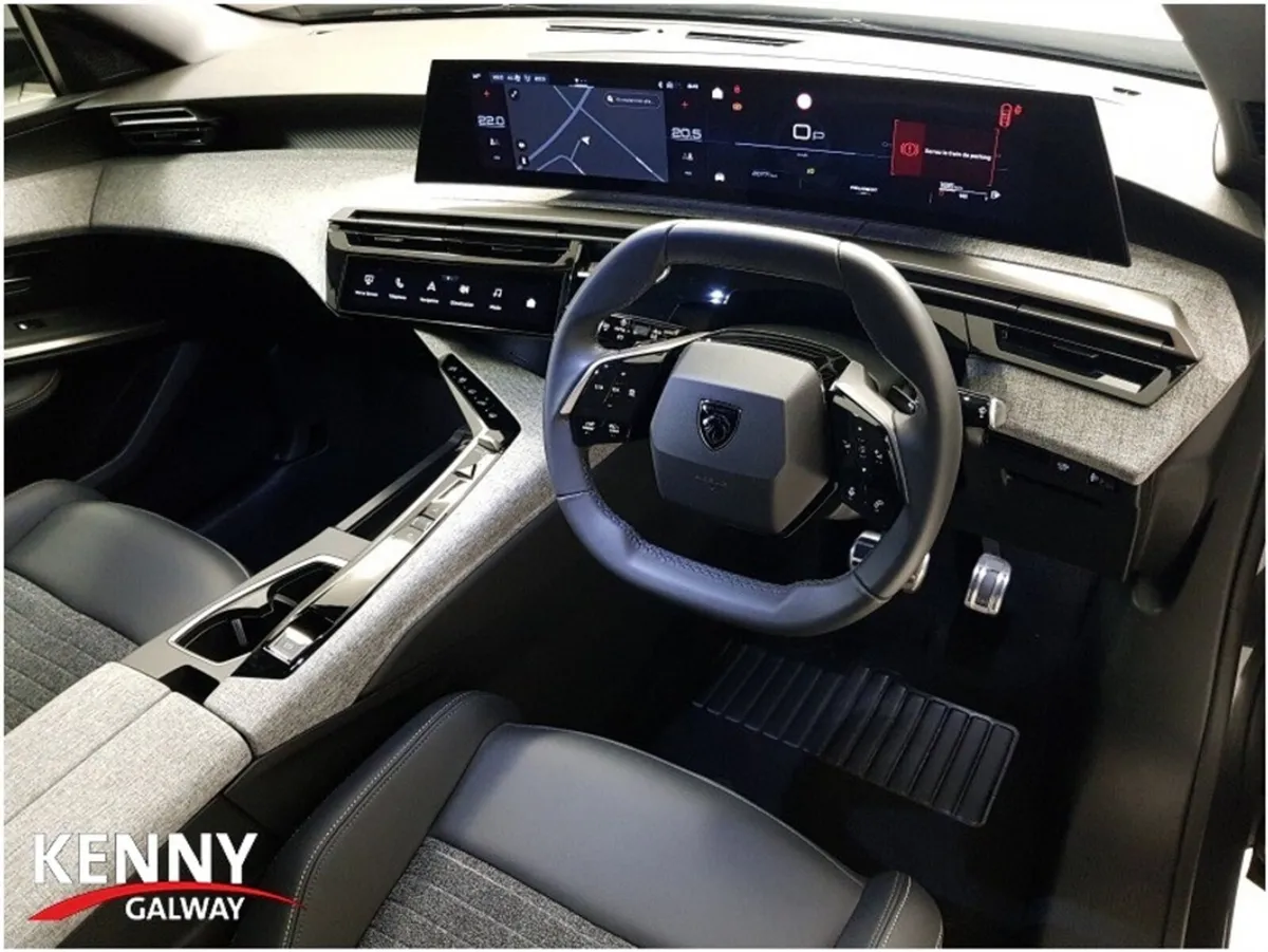 Peugeot 3008 STD ALLURE 73KWH 210BHP MY25 - Image 2