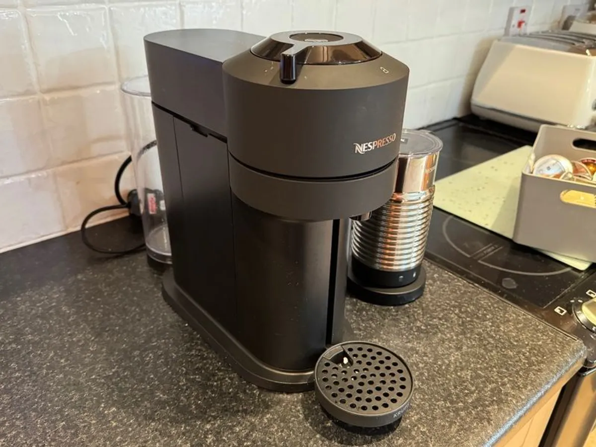 Nespresso Vertuo Next + Aeroccino 4 - Image 3