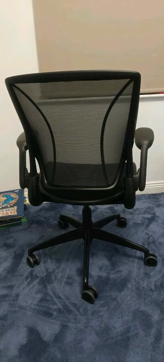 Humanscale office chair - Image 4