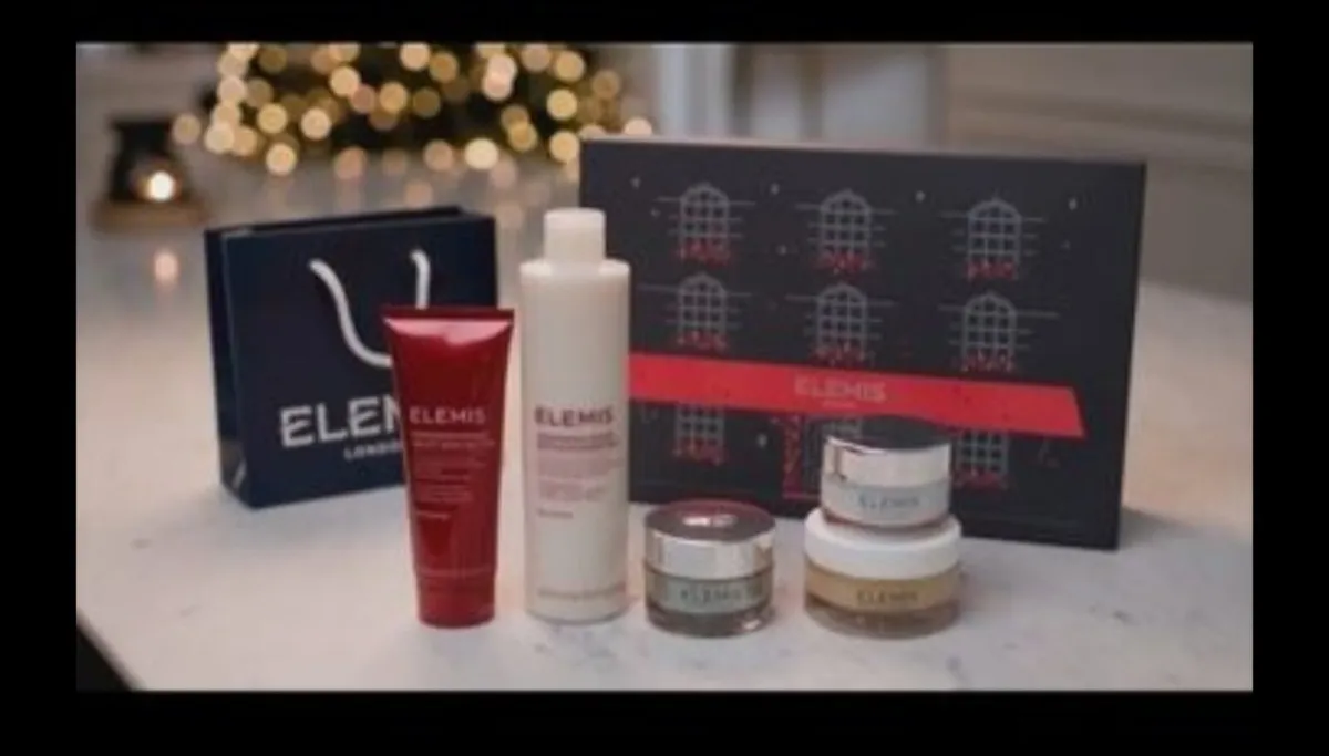 Elemis 5 piece Pro Collagen Day and Night gift set - Image 2