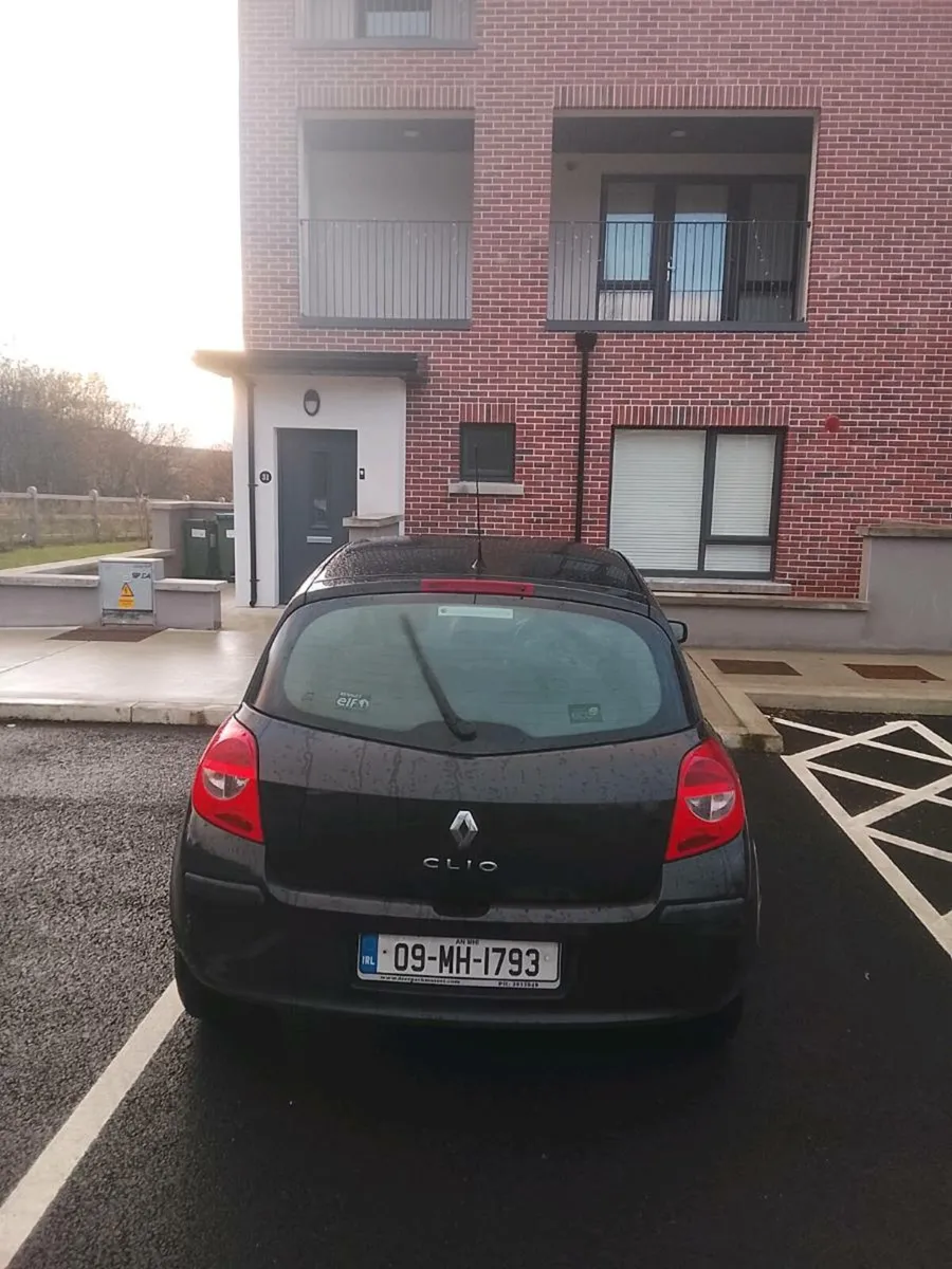 2009 renault clio €1350 - Image 3
