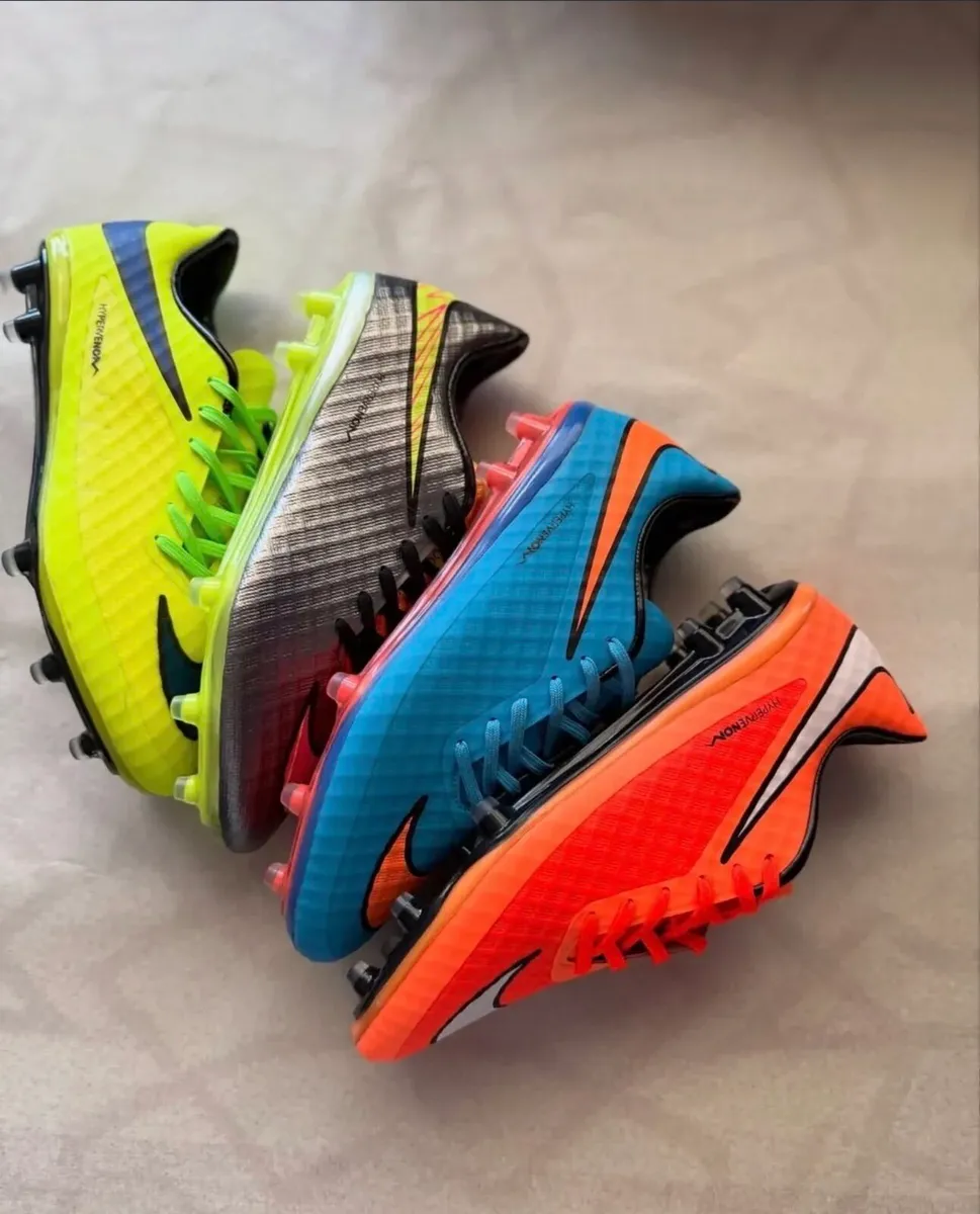 Nike Hypervenom Retro football boots - Image 3