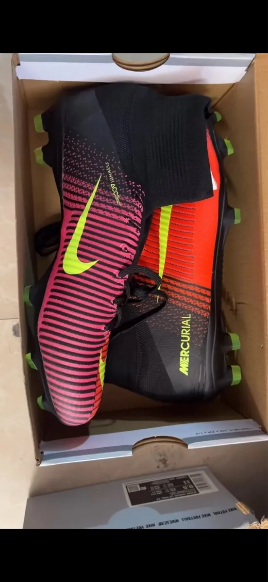Nike Mecurial Superfly Retro football boots - Image 2