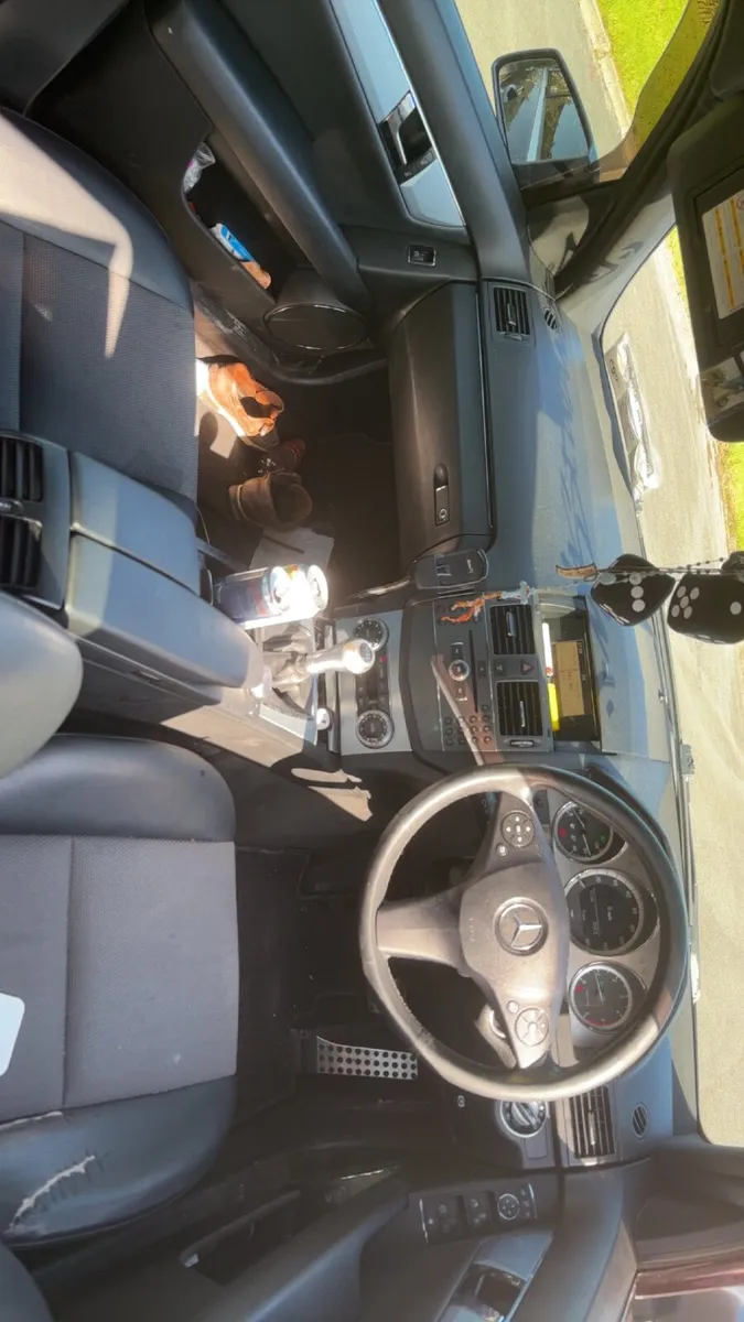 Mercedes ac220 parts also veemann vfs 48 alloys - Image 1