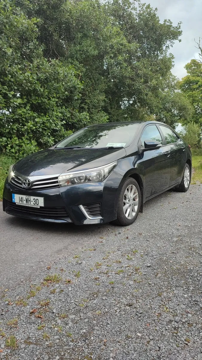 Toyota Corolla 2014 - Image 2