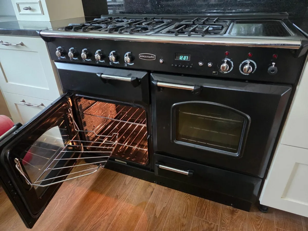 Gas range master oven - Image 3