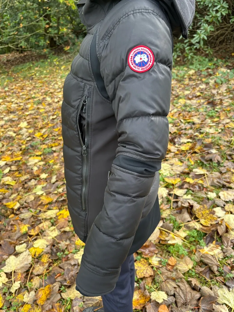 Canada Goose jacket - Image 3