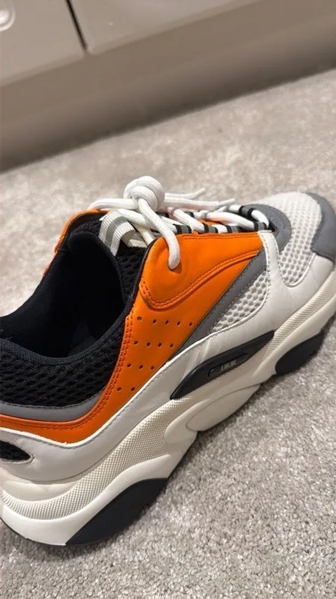 Dior B22 Orange White Sneaker - Image 2