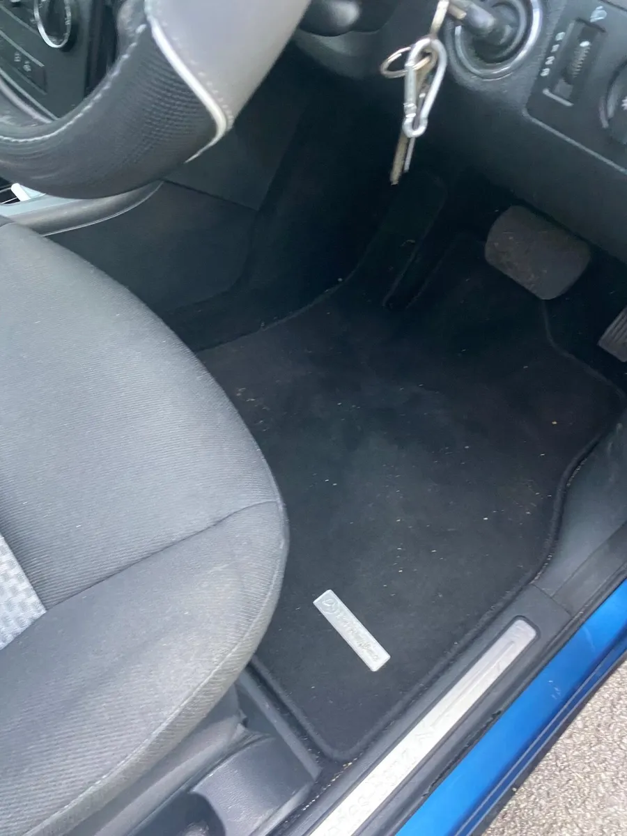 Automatic A class mercedes - Image 2