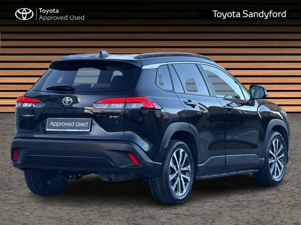 Toyota Corolla Cross 1.8 HYBRID SPORT // REAR CAME - Image 2