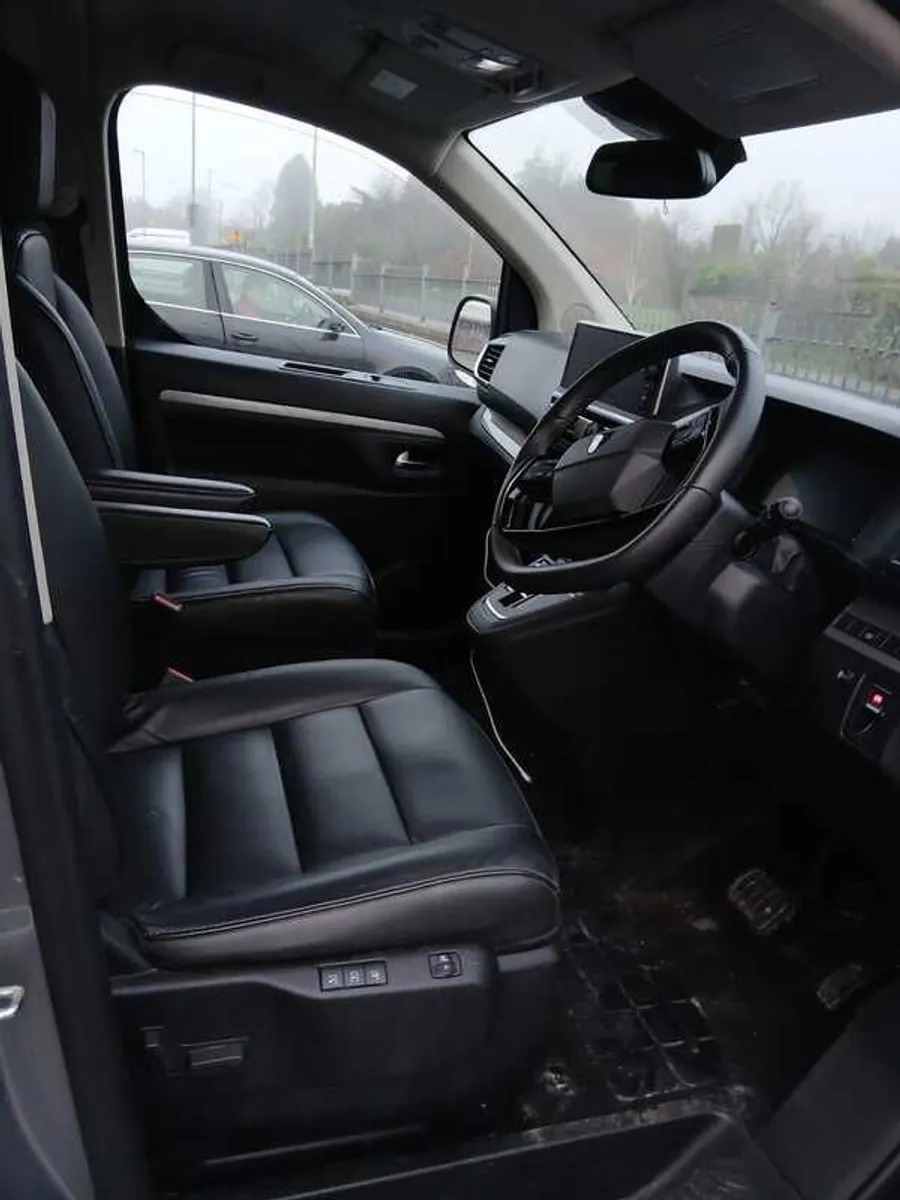 2024 Peugeot E Traveller, MPV, EV, RANGE 360km - Image 4