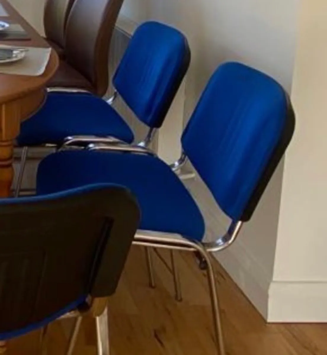 Kitchen chairs - Image 3