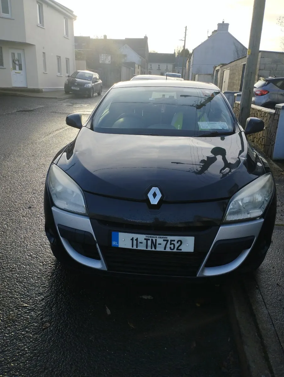 Renault Megane 2011 - Image 1